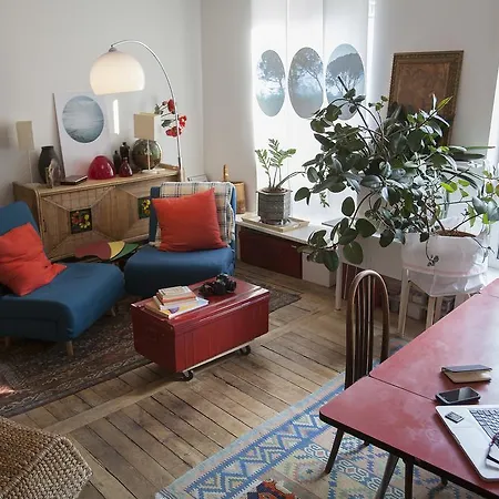 Green Flat In The Heart Of